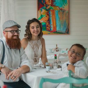 Meet your Posher, Beau